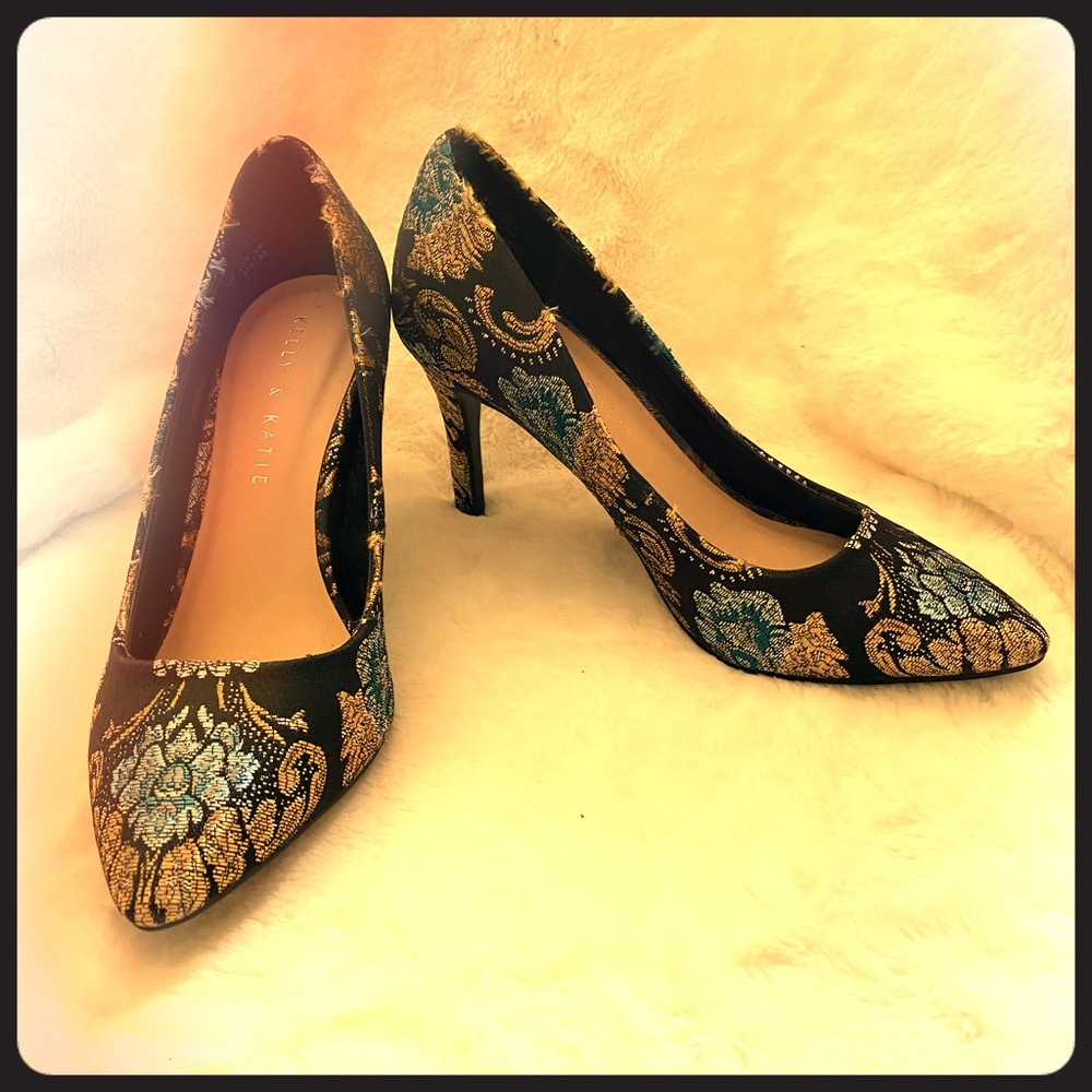 black heels/formal/Kelly & Katie